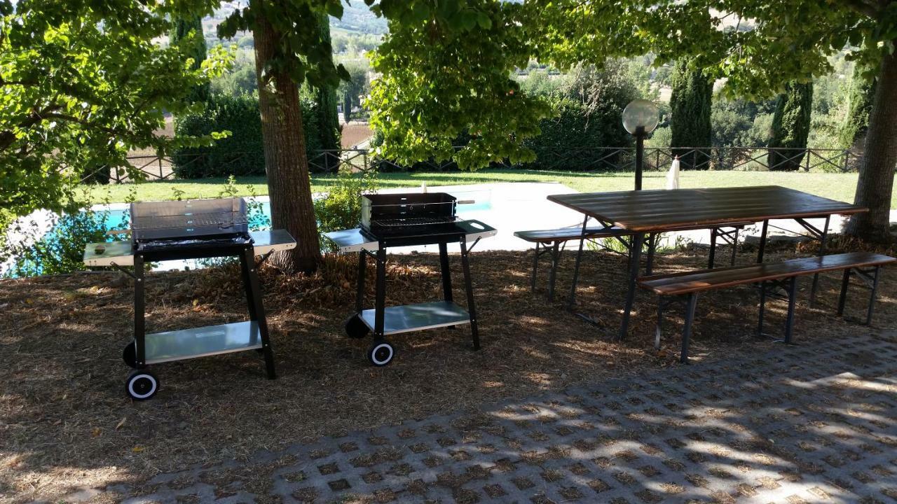 Case In Campagna Con Piscina A Todi Ngoại thất bức ảnh