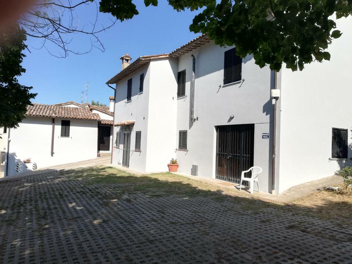 Case In Campagna Con Piscina A Todi Ngoại thất bức ảnh