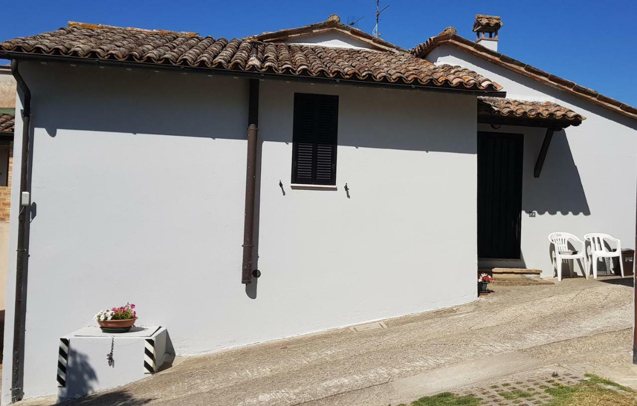 Case In Campagna Con Piscina A Todi Ngoại thất bức ảnh