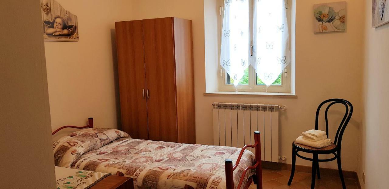 Case In Campagna Con Piscina A Todi Ngoại thất bức ảnh